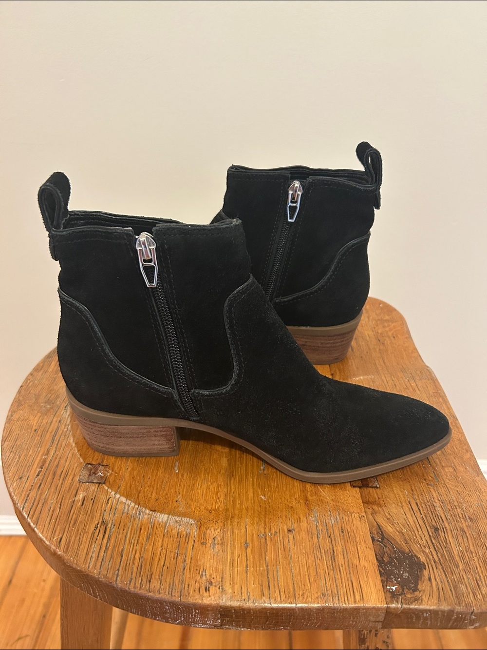 Women's Black Suede Ankle Boots - Classic Zip Western Heelr size 7